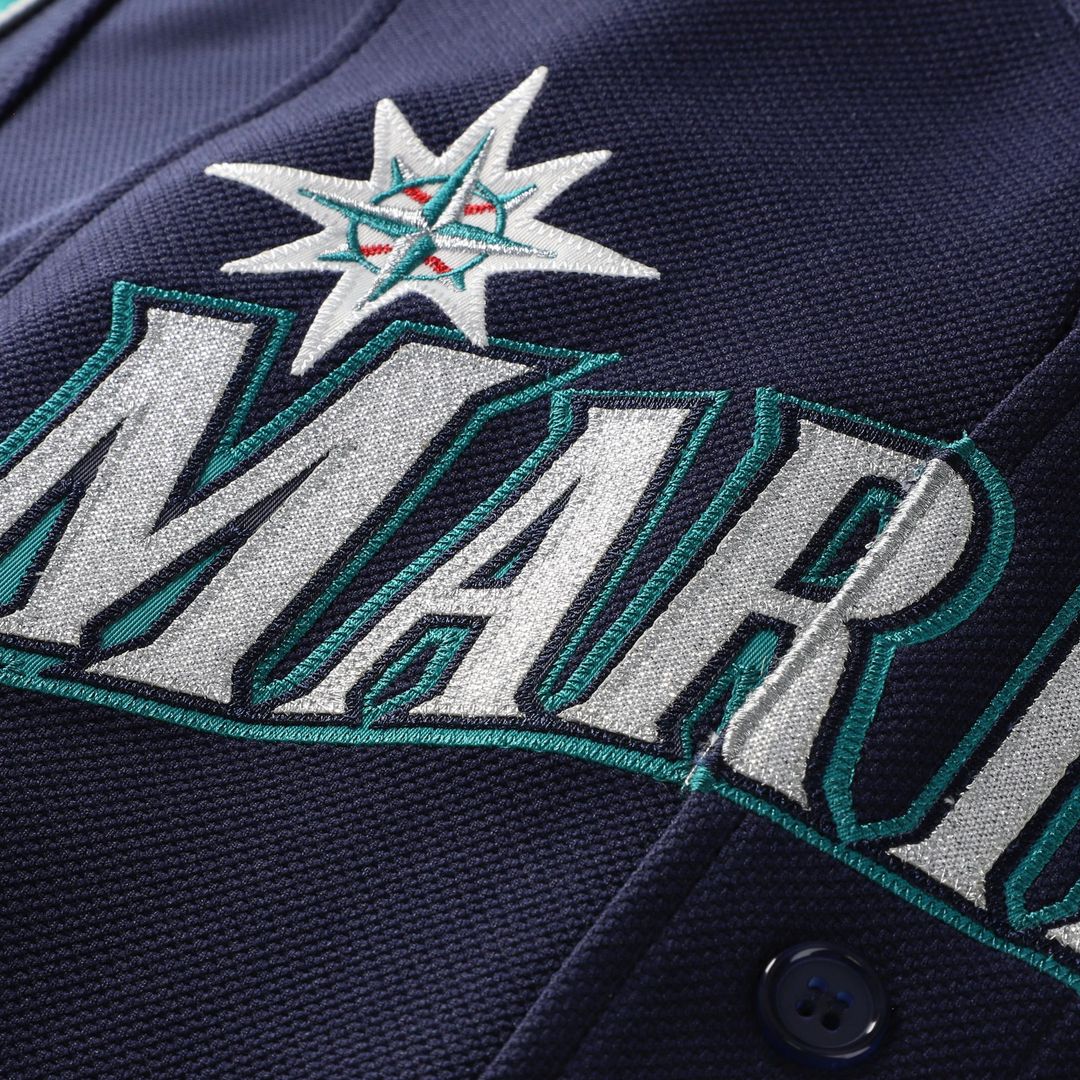 Seattle Mariners Ichiro Suzuki Mitchell & Ness 2006 Cooperstown Mesh Batting Practice Button - Up Jersey - Navy