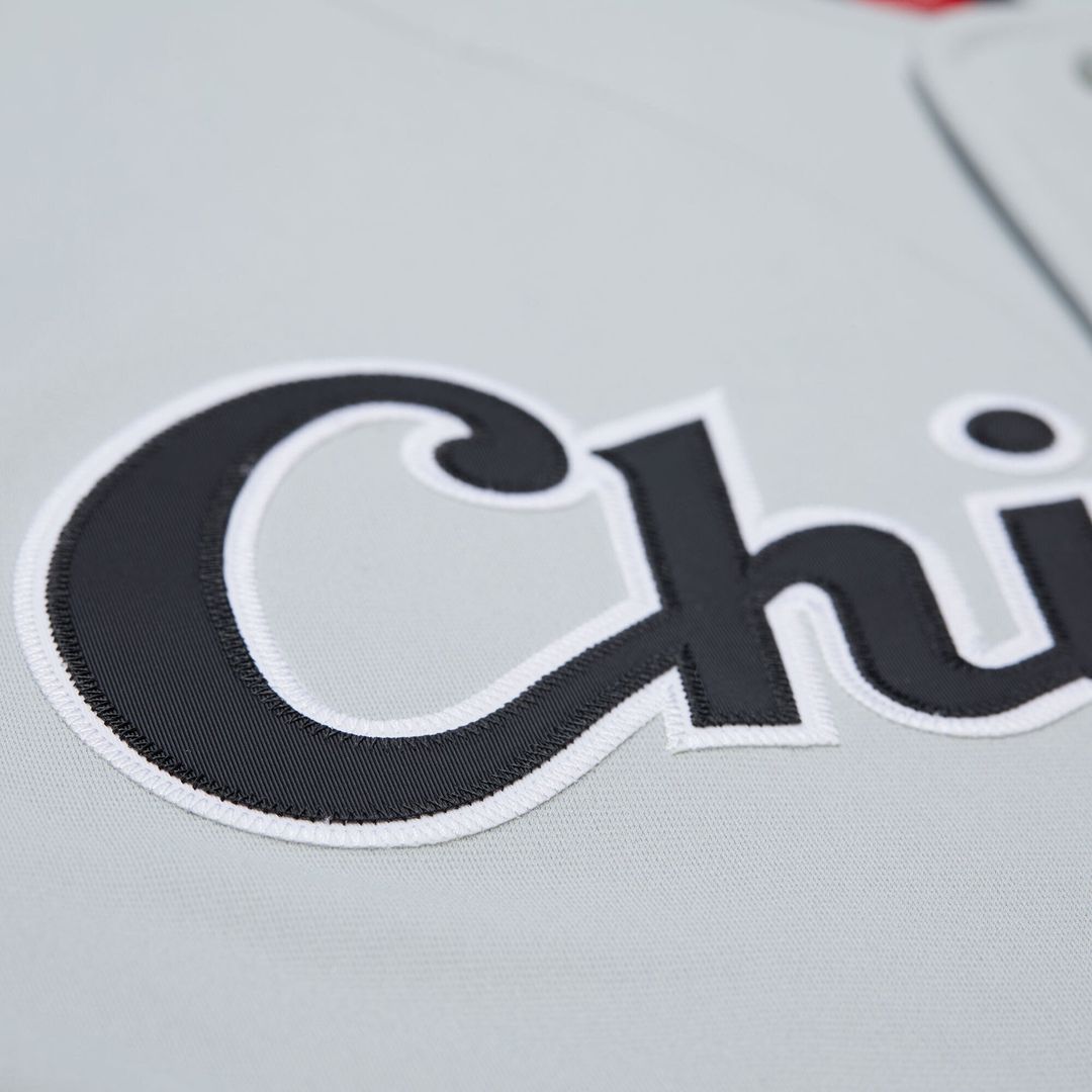Chicago White Sox Mark Buehrle Mitchell & Ness 2005 Throwback Authentic Jersey - Gray