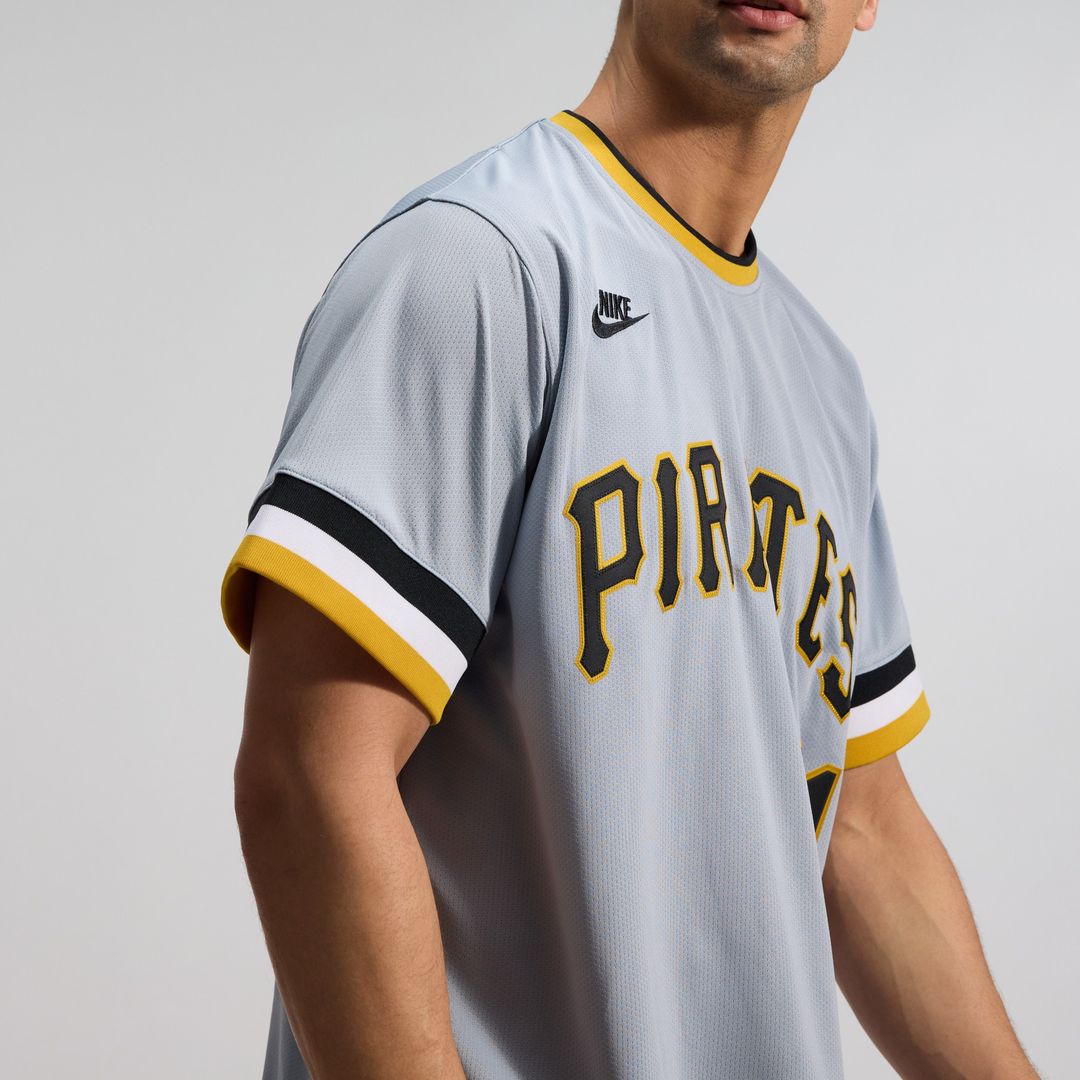 Pittsburgh Pirates Roberto Clemente Nike Throwback Cooperstown Limited Jersey - Gray